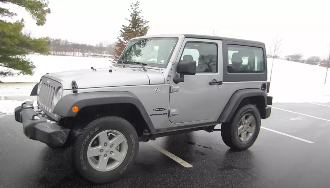 eep Wrangler Sport 4x4 with a 3.6L V6