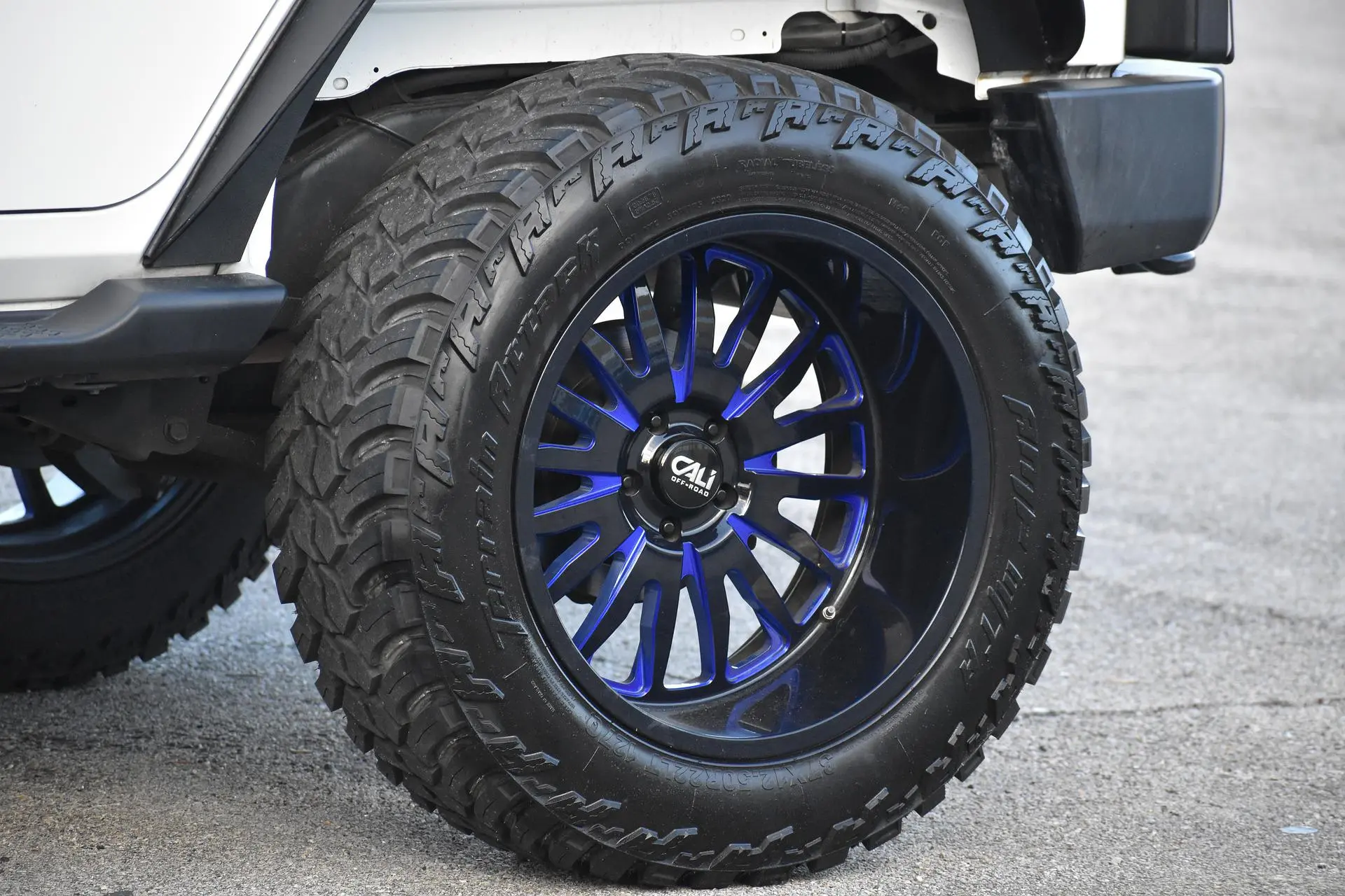 Jeep wrangler wheels with bolt pattern