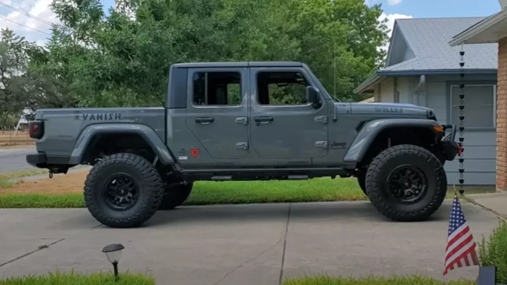 Jeep gladiator 37-inch Mud Tires.