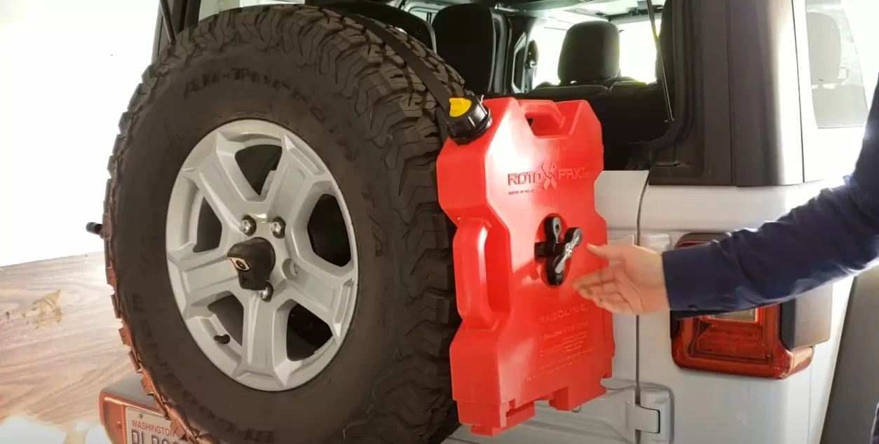 RotopaX Jeep Water Storage
