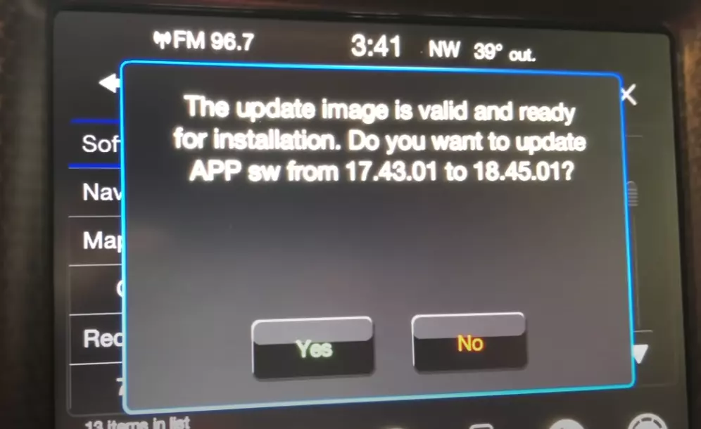 How to update Uconnect software: The picture shows Uconnect software upgrade in process on a Uconnect infotainment system.