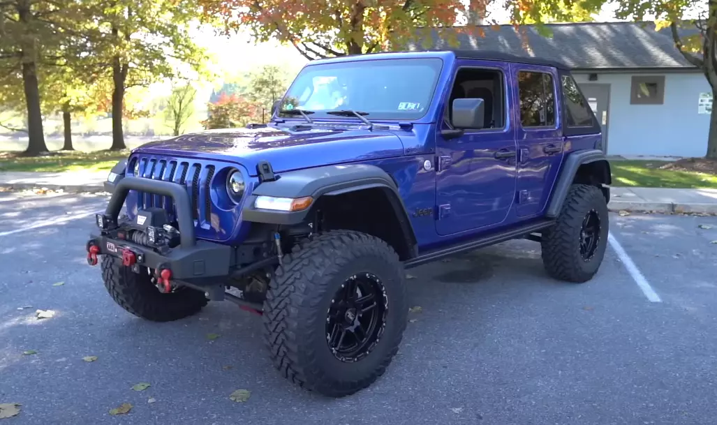 Jeep off-road mods on a Jeep JL