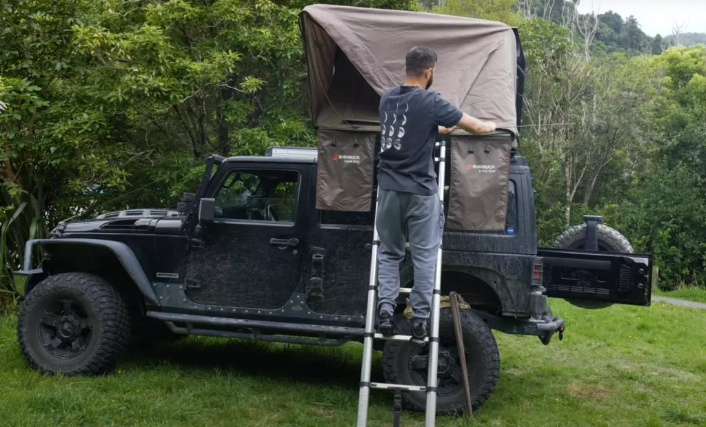 Jeep Wrangler rooftop tents