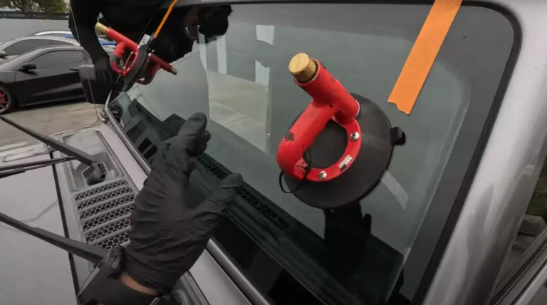 Replacing Jeep Windshield with Jeep gorilla glass windshield