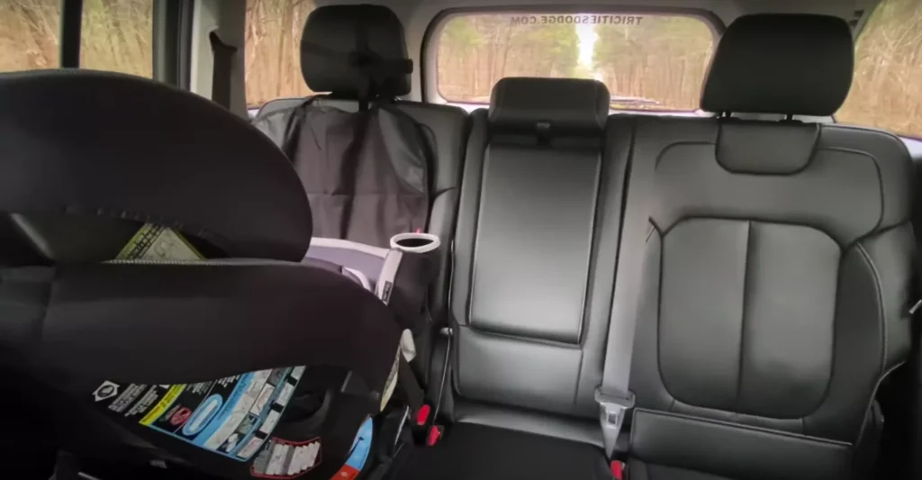 2023 Jeep Grand Cherokee Seats With an Infant Car Seat